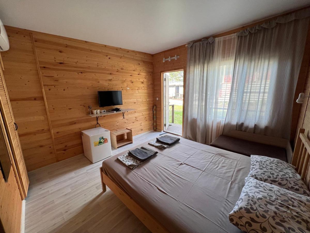 Mini-hotel FOREST CLUB Pitsoenda Buitenkant foto
