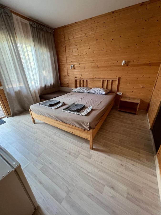 Mini-hotel FOREST CLUB Pitsoenda Buitenkant foto