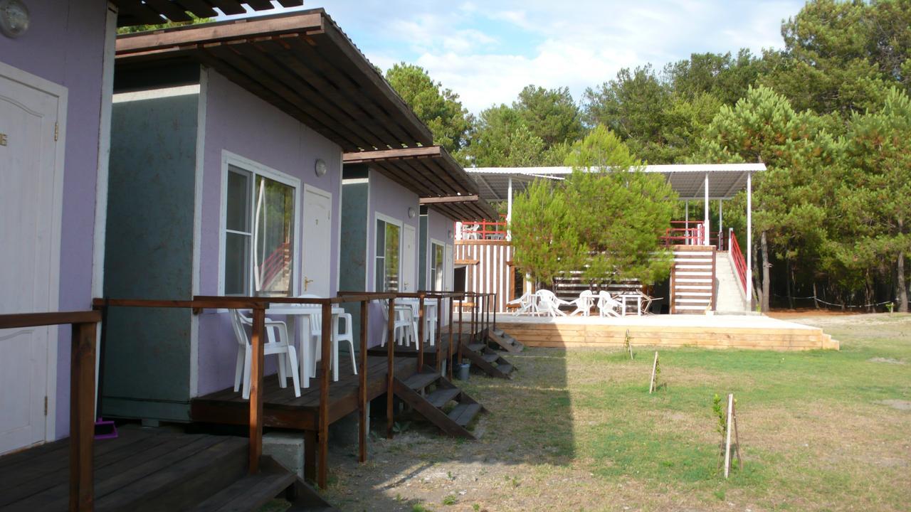 Mini-hotel FOREST CLUB Pitsoenda Buitenkant foto